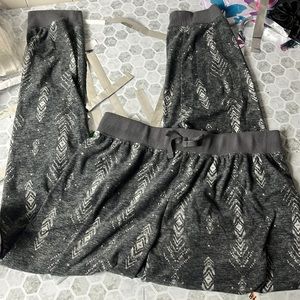 Mudd Sz 14 Gray Patterned Elastic Waist Jogger Style Pant